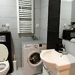 Dwupoziomowy Dom Na Patio Kosciuszki Self-check-in Katowice