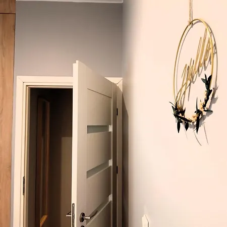 Dwupoziomowy Dom Na Patio Kosciuszki Self-check-in Apartment Katowice