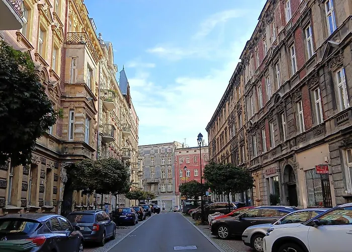 Dwupoziomowy Dom Na Patio Kosciuszki Self-check-in * Катовице